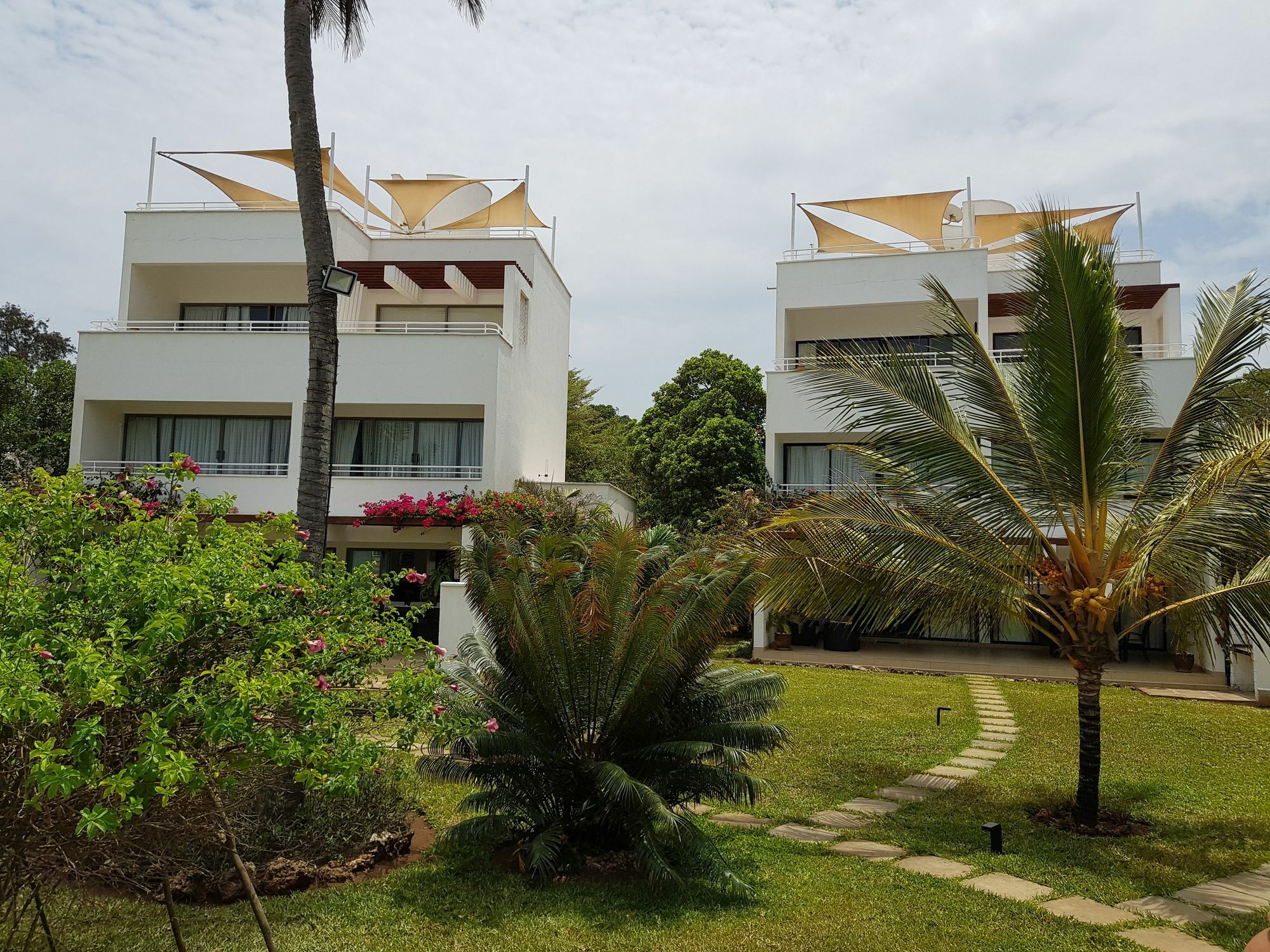 Villa Kalista Luxury Villas Diani Beach Bagian luar foto
